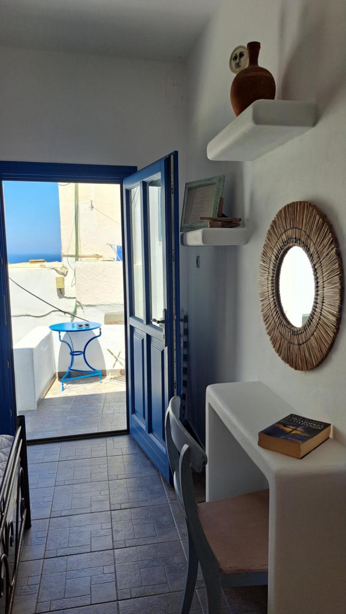 Margarita'S Rooms Folegandros Town Номер фото